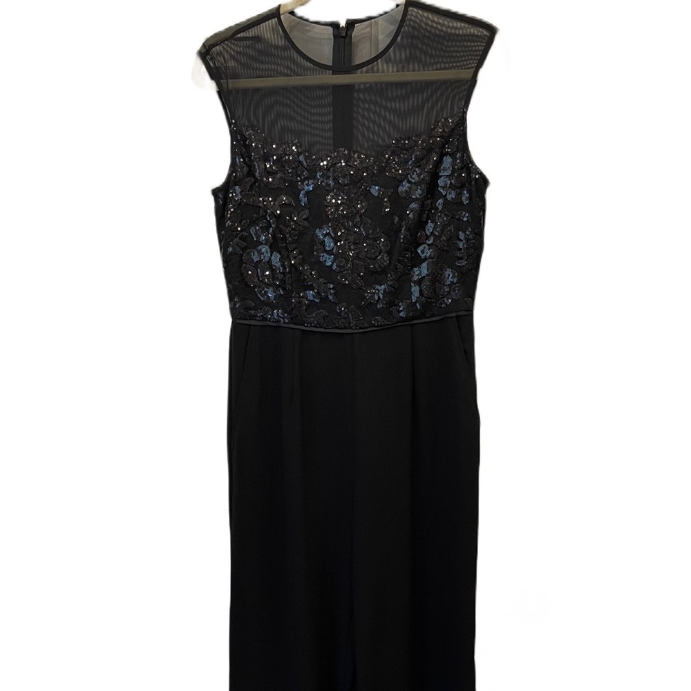 Black Pant Suit Size 6